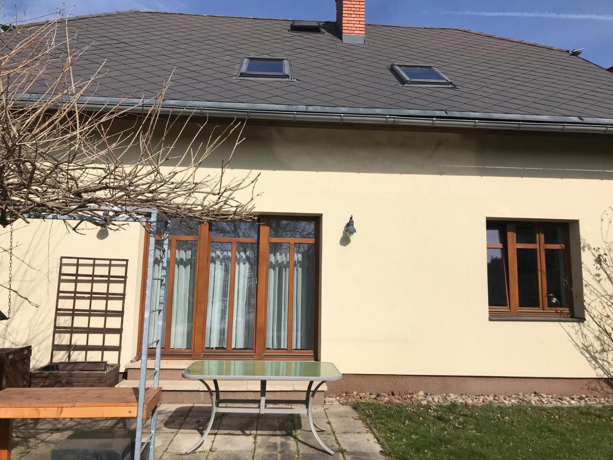 Villa Dum U Koupaliste Česká Kamenice Esterno foto